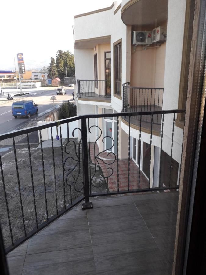 Гостевой дом G & A Guesthouse Батуми-27