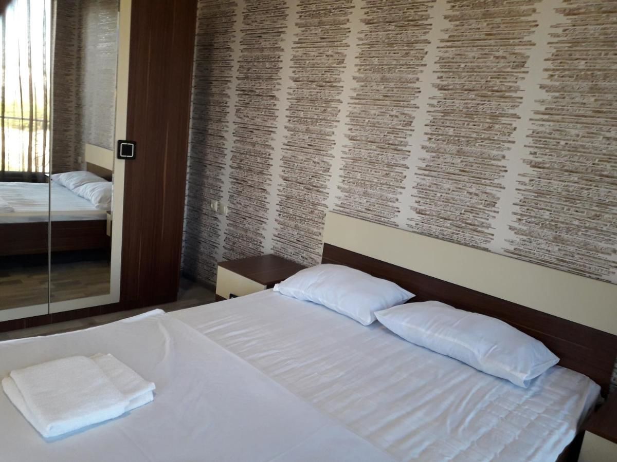 Гостевой дом G & A Guesthouse Батуми-29