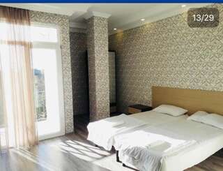 Гостевой дом G & A Guesthouse Батуми Двухместный номер с 1 кроватью или 2 отдельными кроватями-1