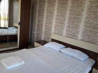 Гостевой дом G & A Guesthouse Батуми Люкс с балконом-8