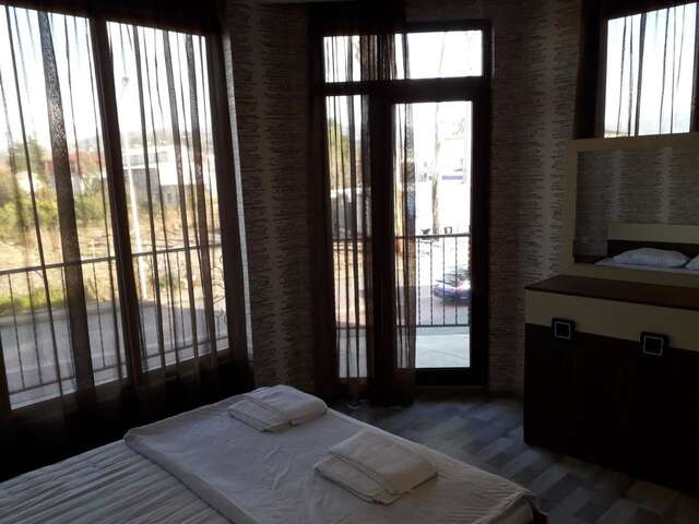 Гостевой дом G & A Guesthouse Батуми-30